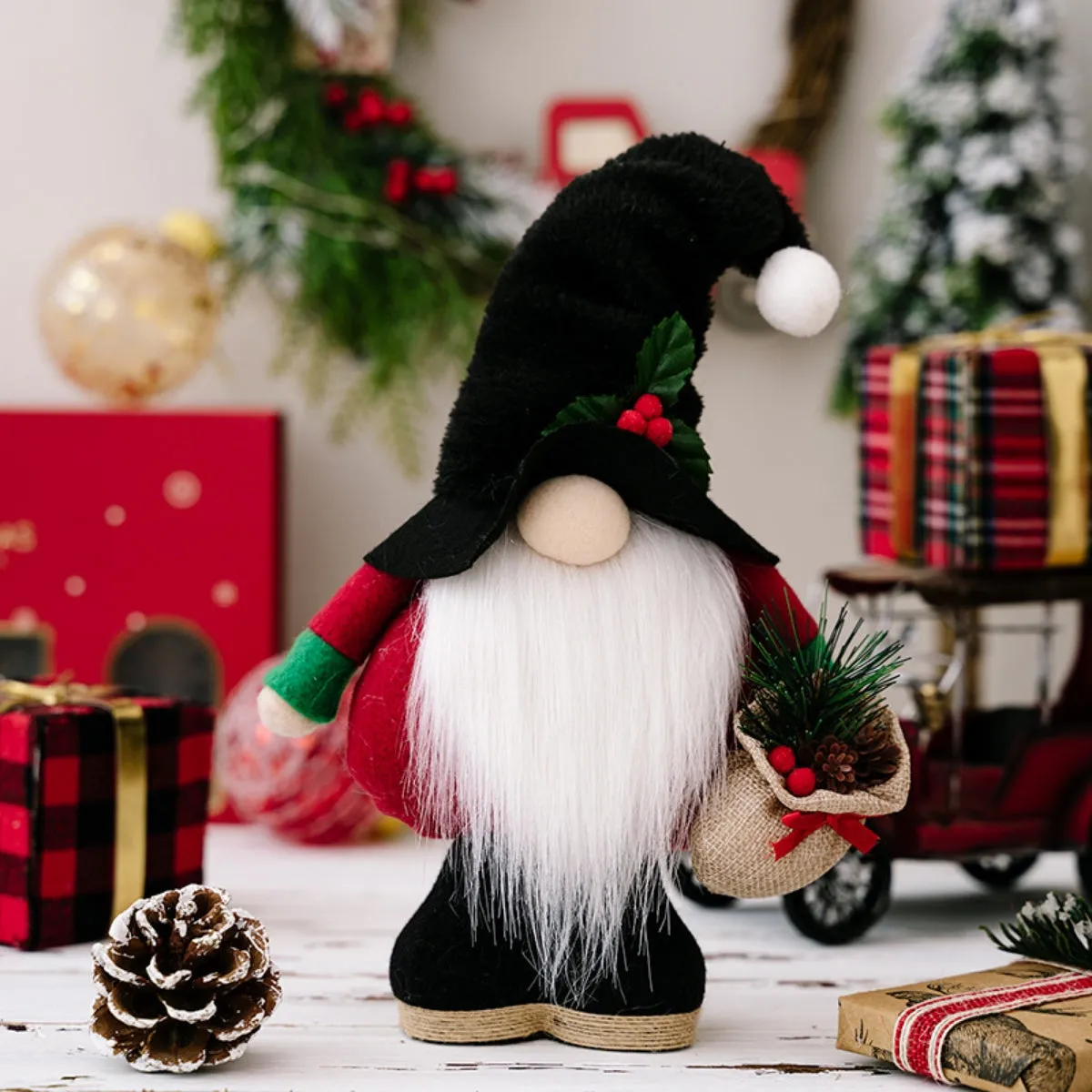 CHRISTMAS FACELESS GNOME