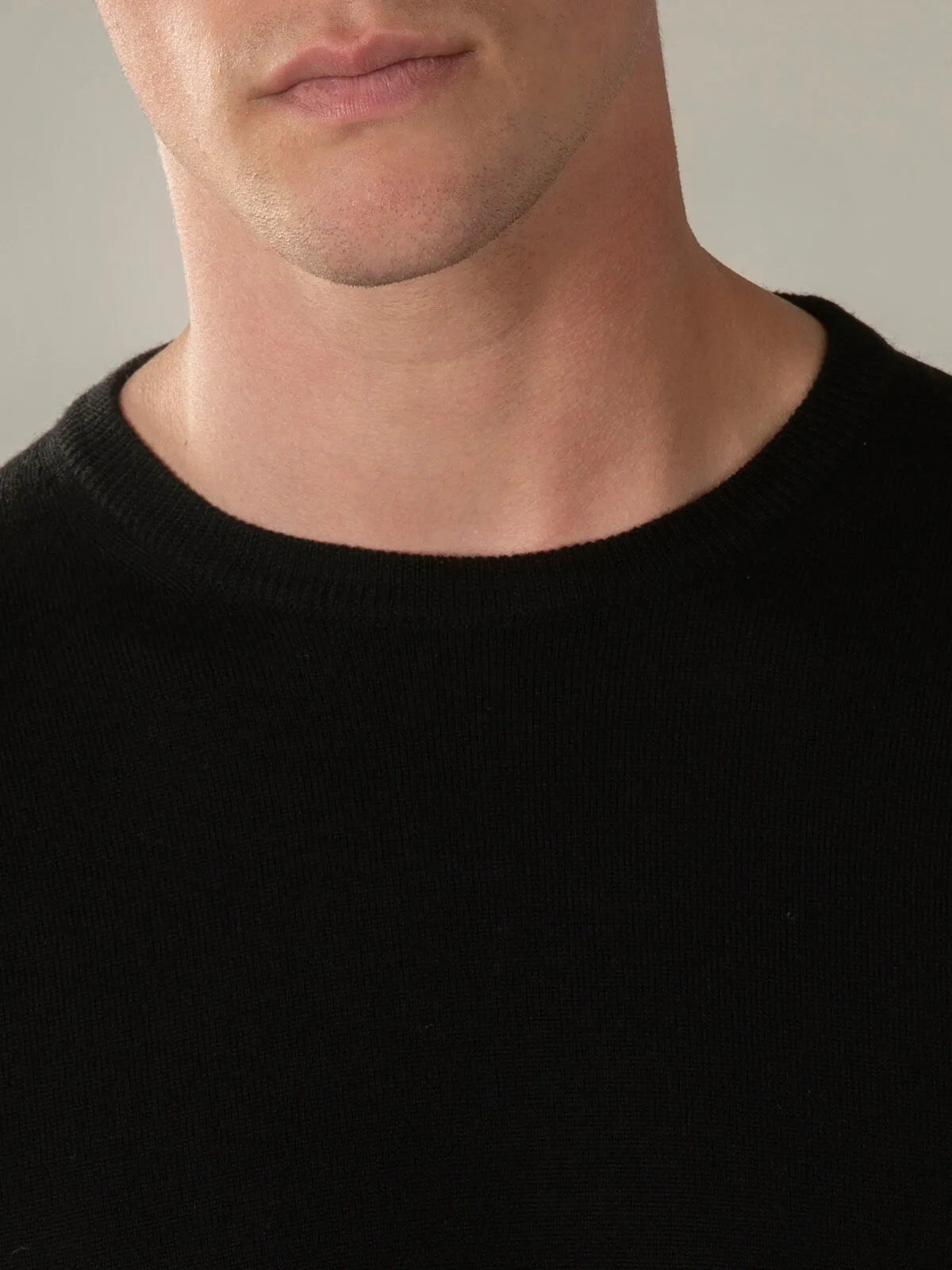 Extrafine Merino Crew Neck Sweater Black