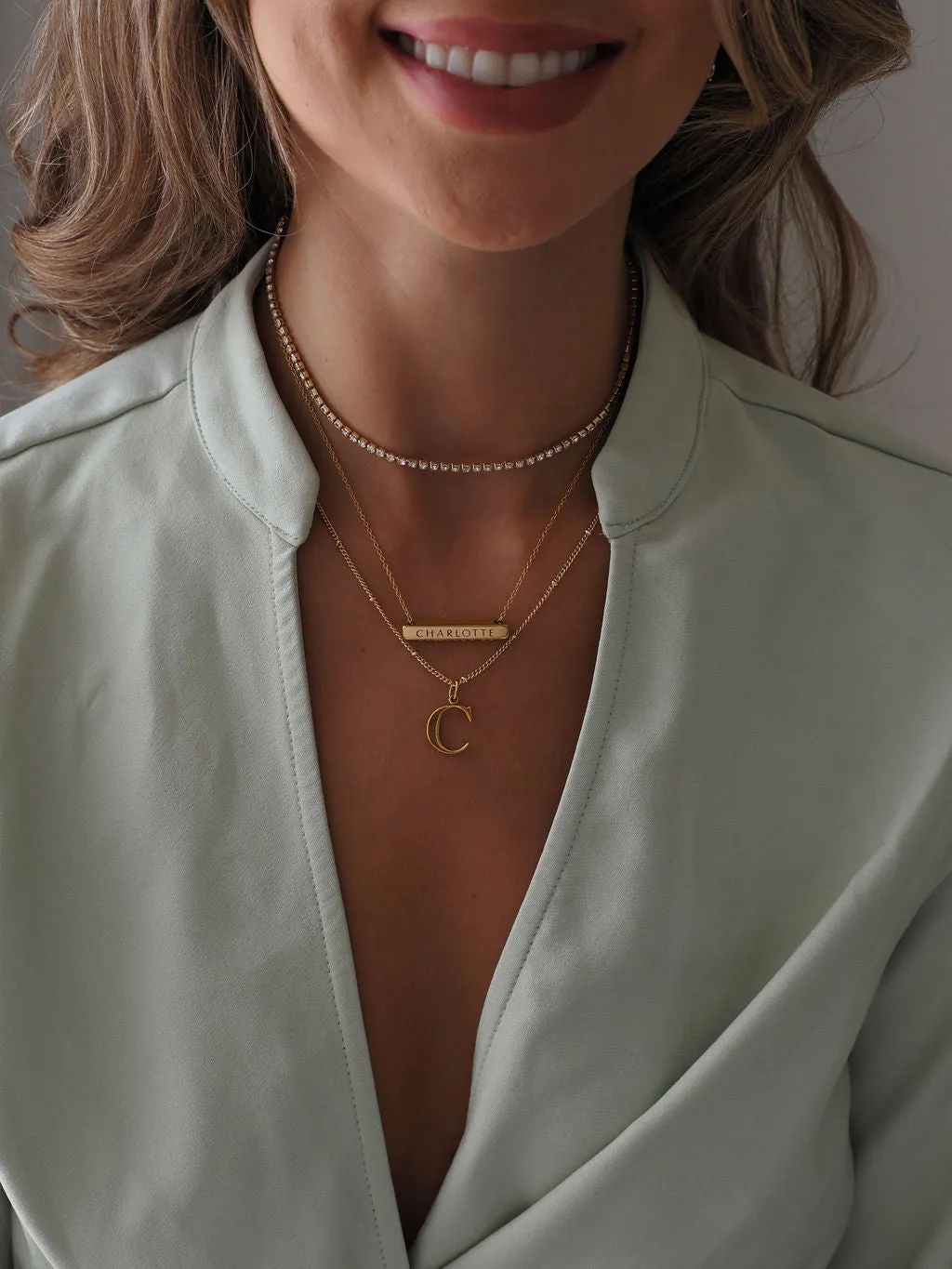 H Initial Pendant Necklace In Gold