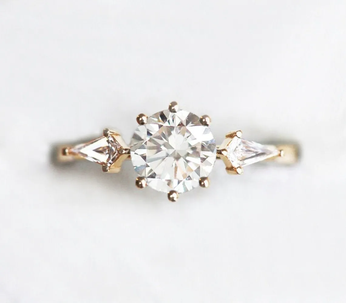 Jolie Diamond Ring