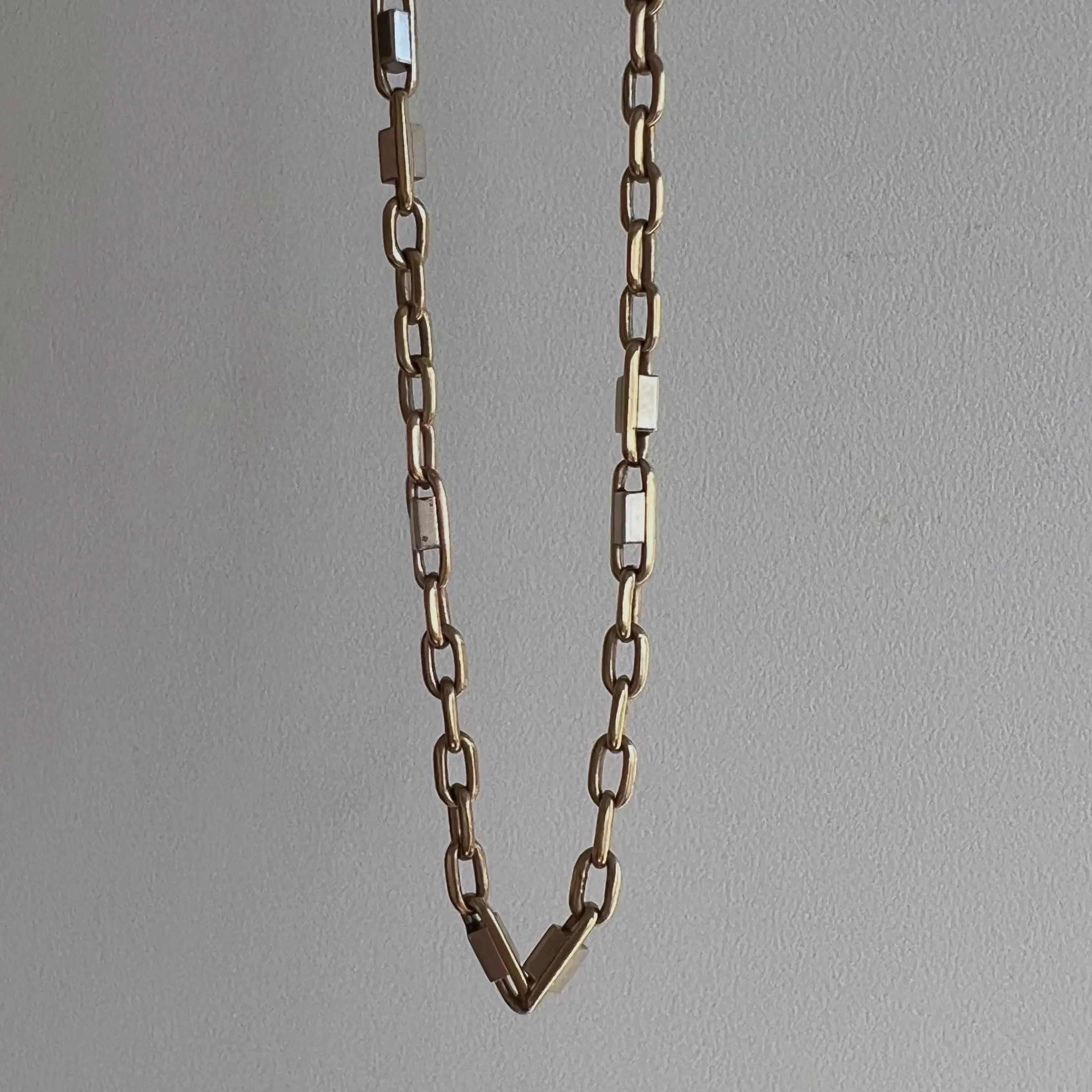 V I N T A G E // fancy biker / 9k 375 yellow and white gold biker station chain / 20.5, 13g