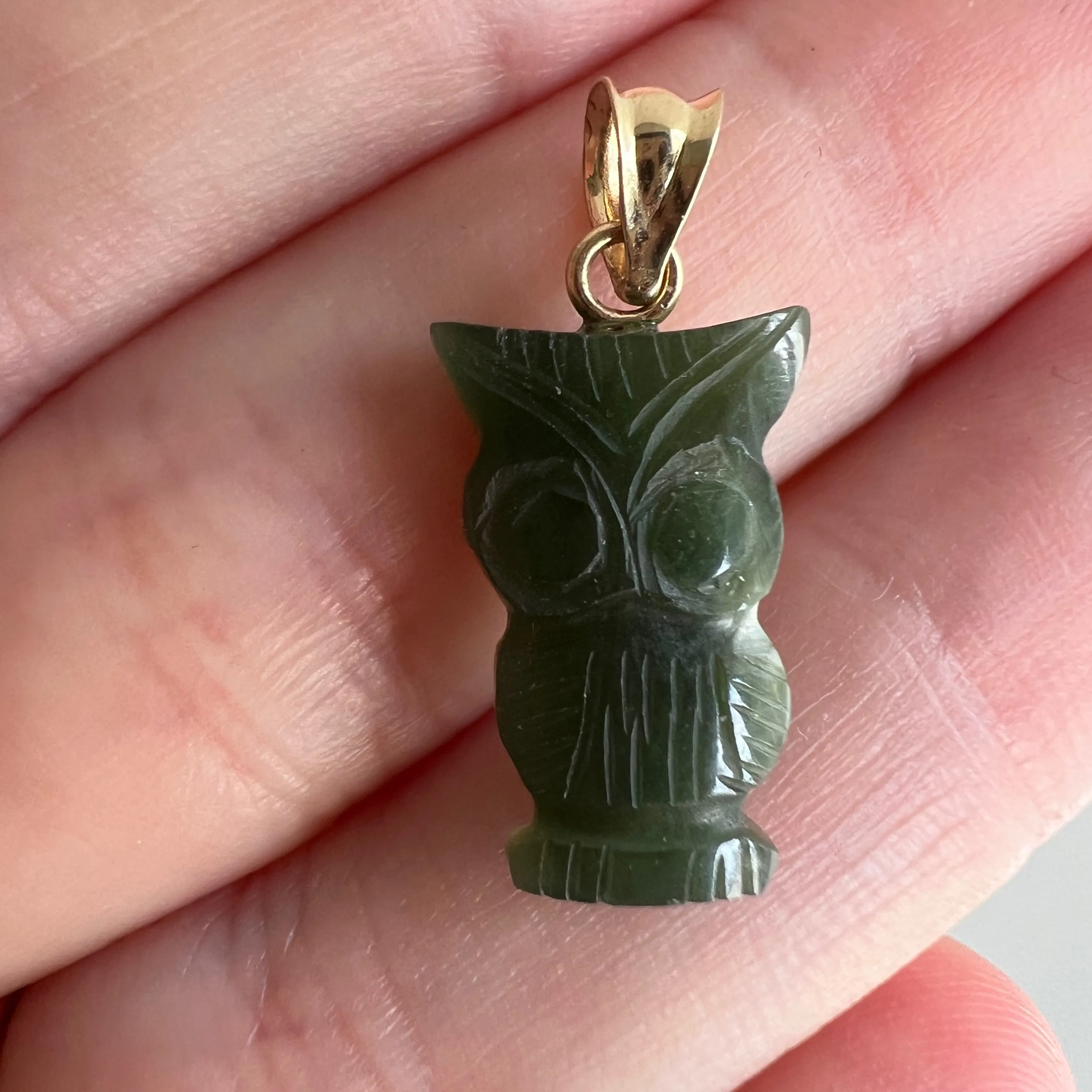 V I N T A G E // parliamentary youth / 14k and carved green stone owl / a pendant