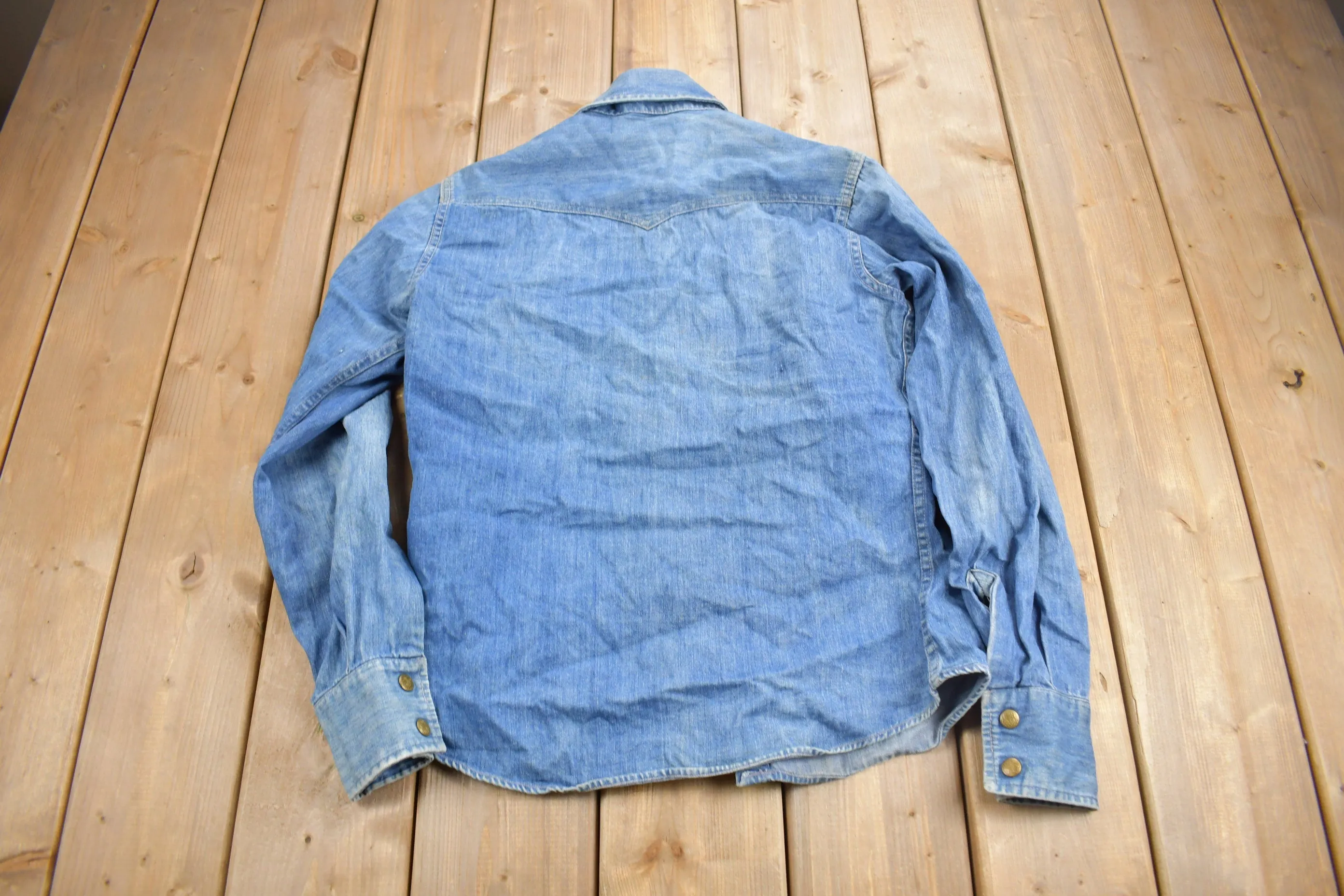 Vintage 1970s Land Hubber Denim Button Up Shirt / 1970s Button Up / Vintage Flannel / True Vintage / Snap Button