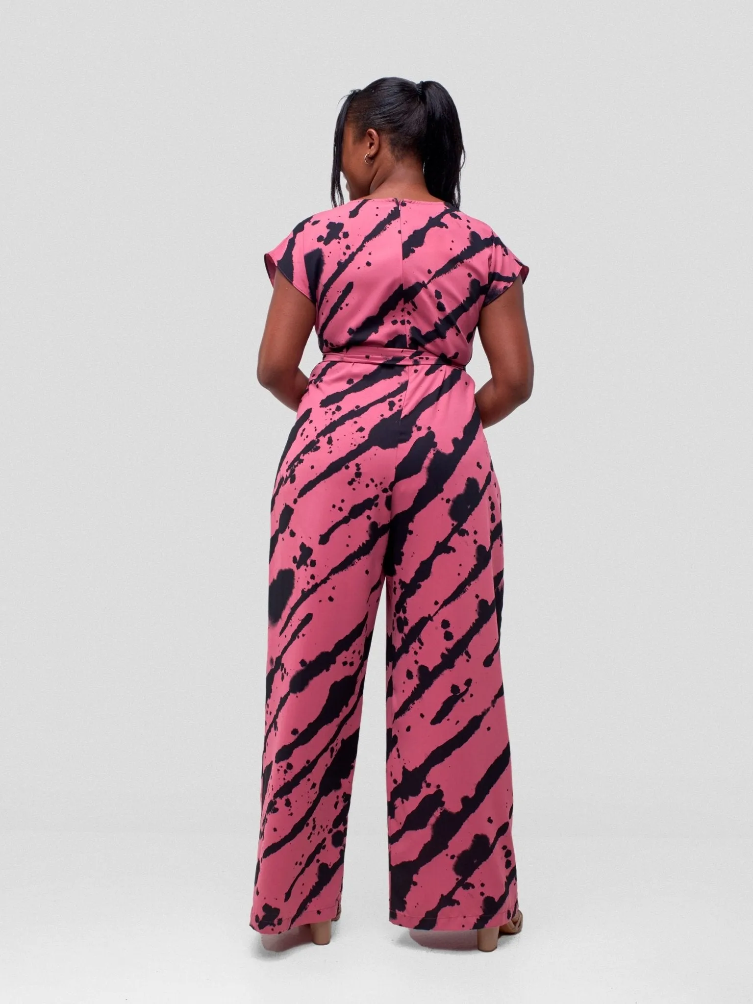 Vivo Ava Jumpsuit - Pink / Black Mistari Diagonal Print